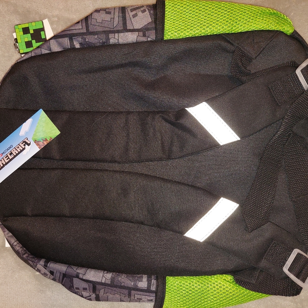 Minecraft Creeper Backpack - Picture 10 of 12